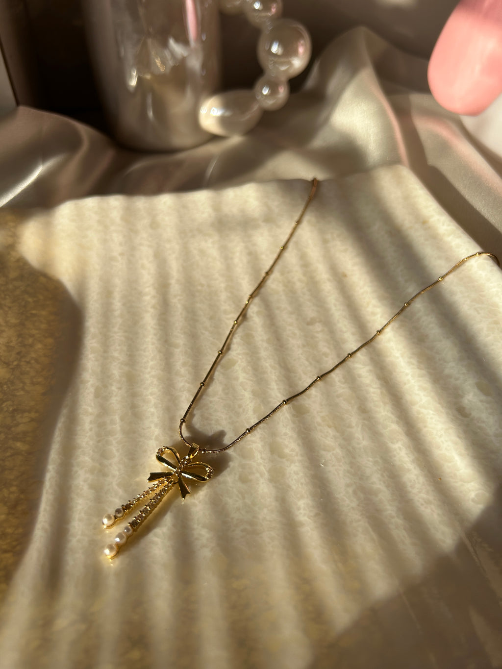 ✨ Bow Pearl Drop Necklace 🎀💖