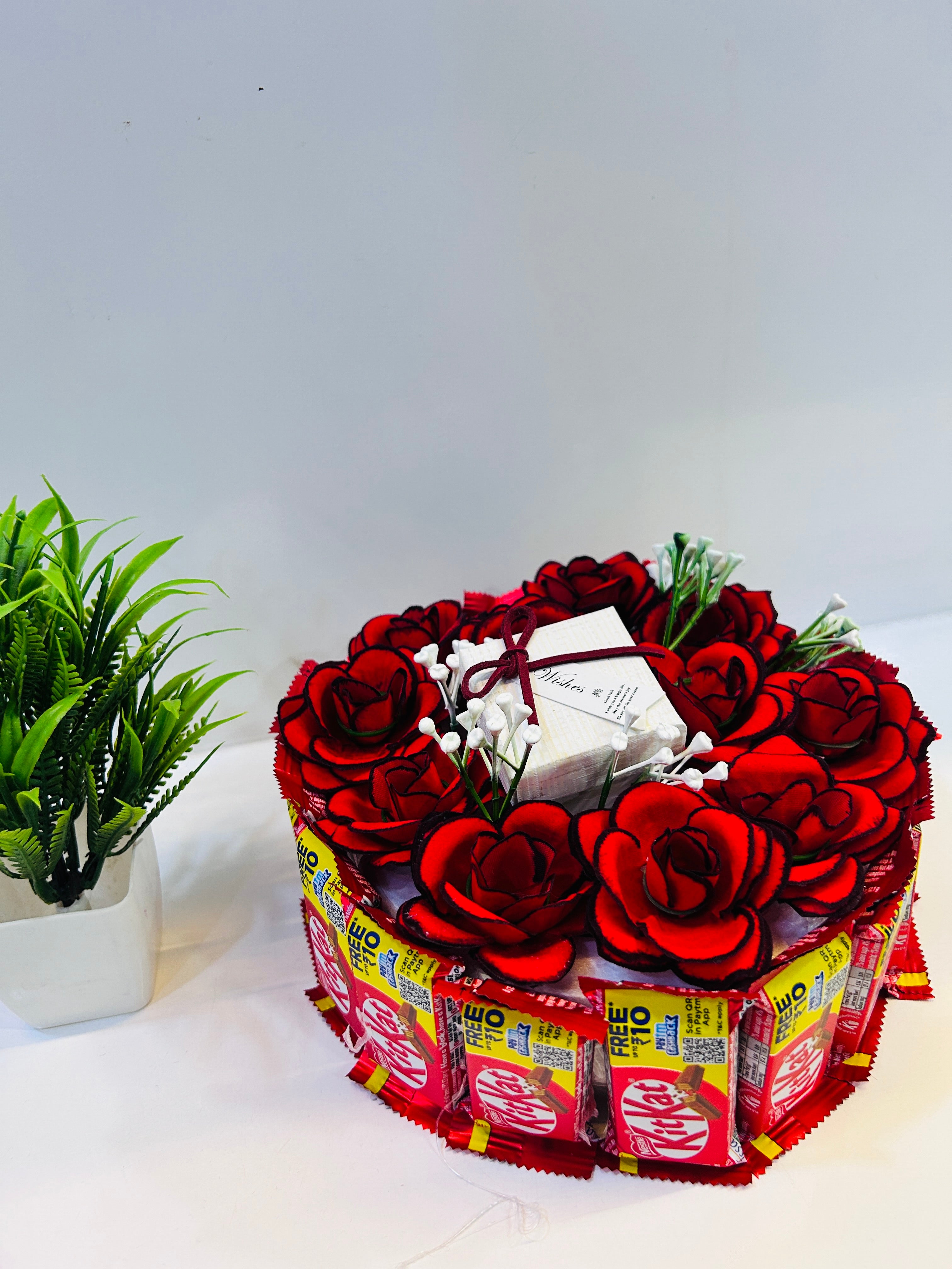 💖 Sweet Surprise Ring Cake