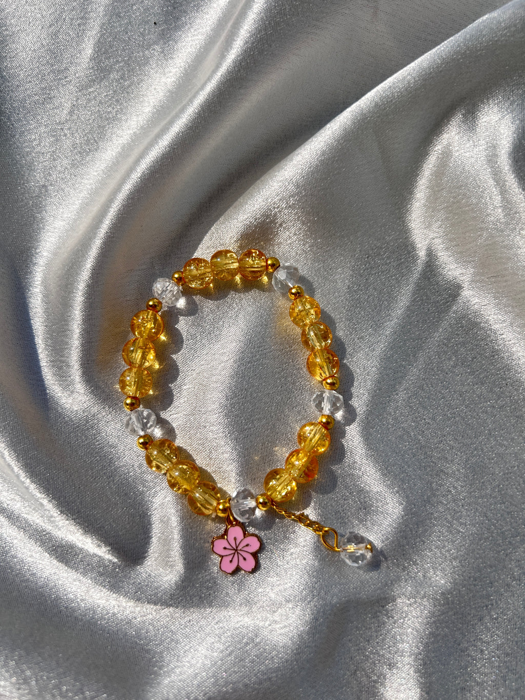 Golden Bloom Charm Bracelet 🌸💛