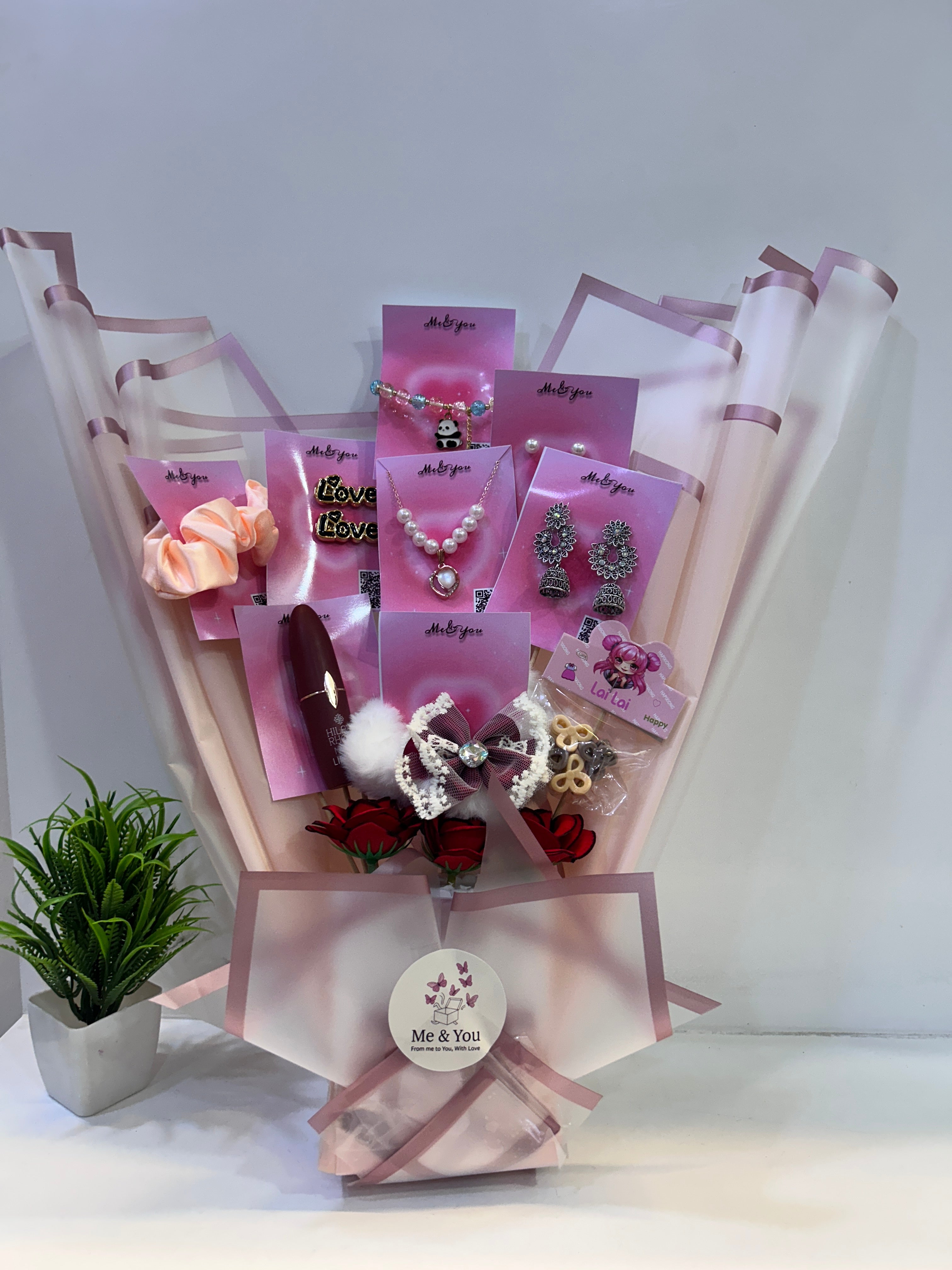 🦋 Aesthetic Beauty Hamper