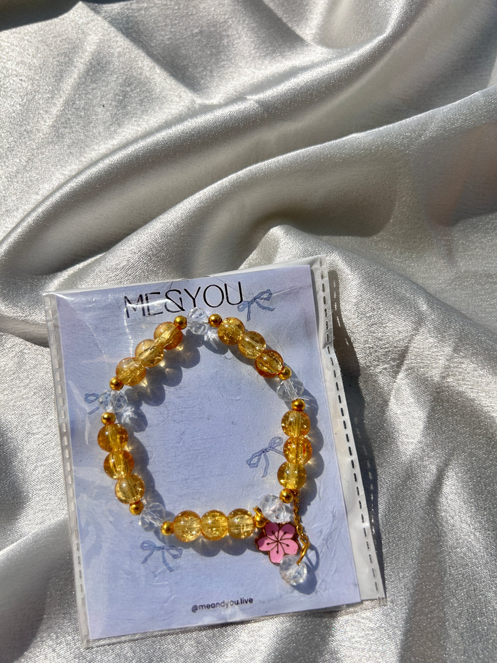 Golden Bloom Charm Bracelet 🌸💛