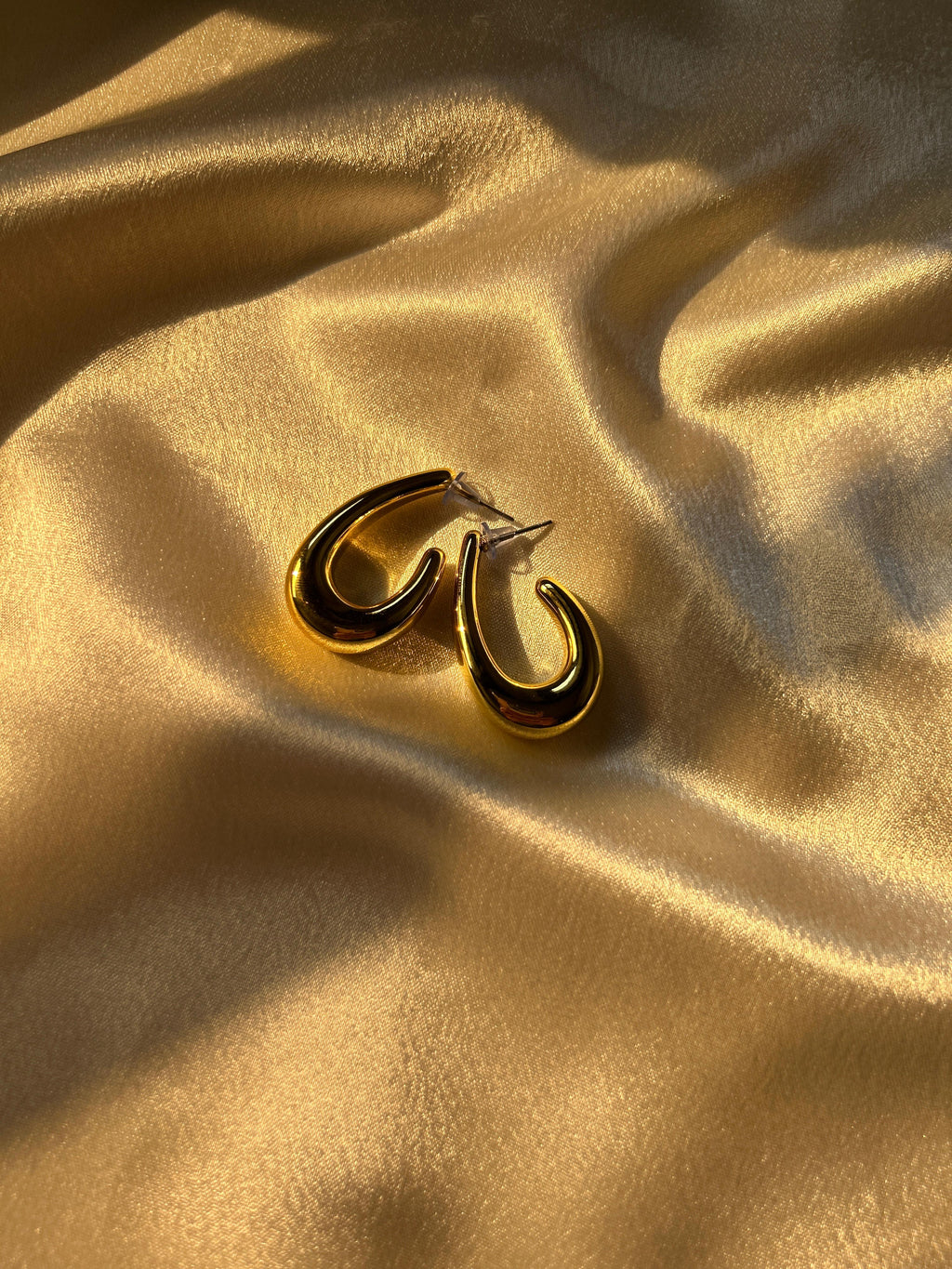 Golden Muse Hoop Earrings