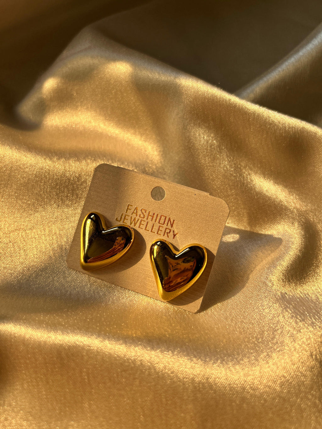 ✨ Luxe Love Earrings