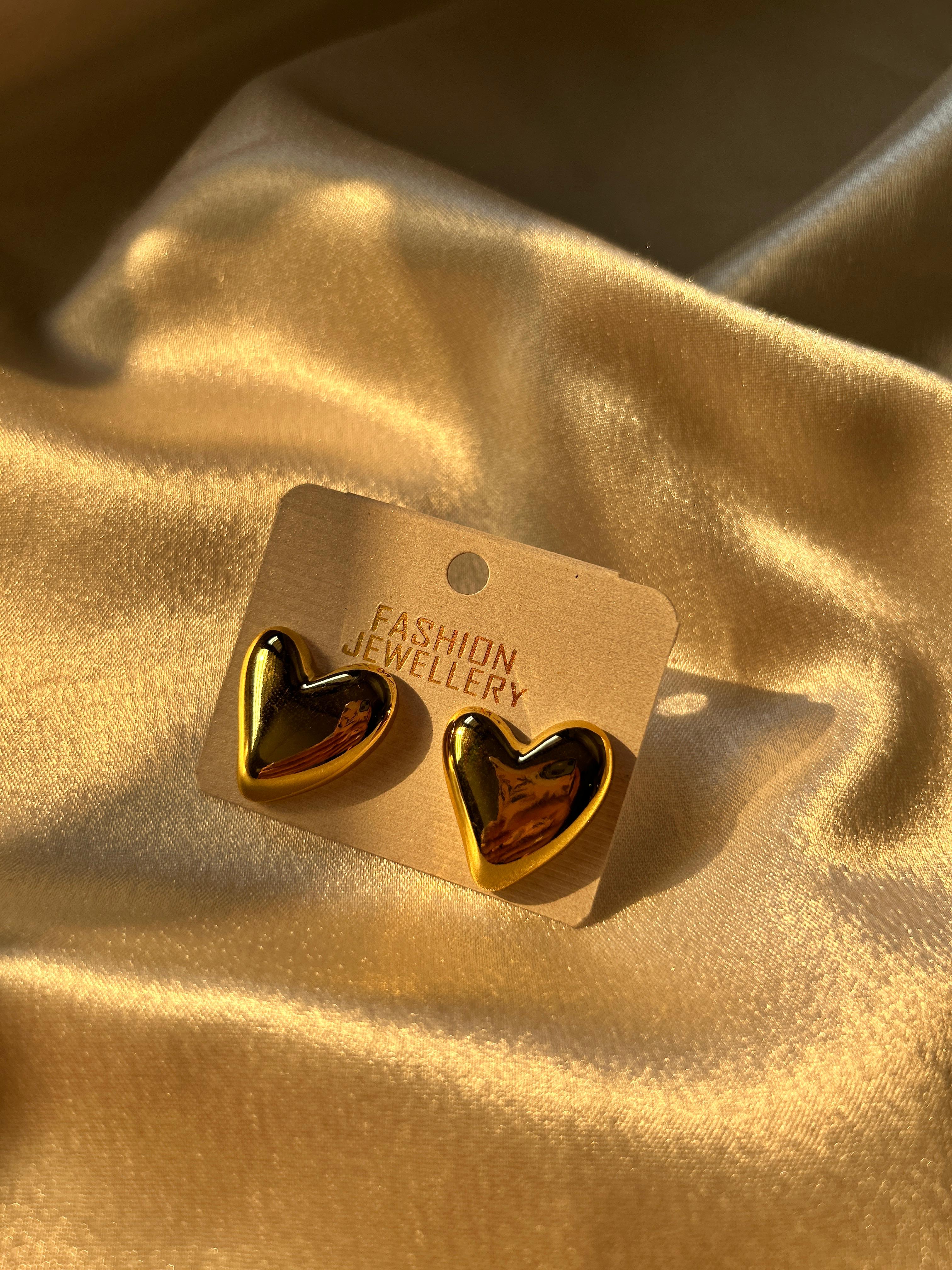 ✨ Luxe Love Earrings