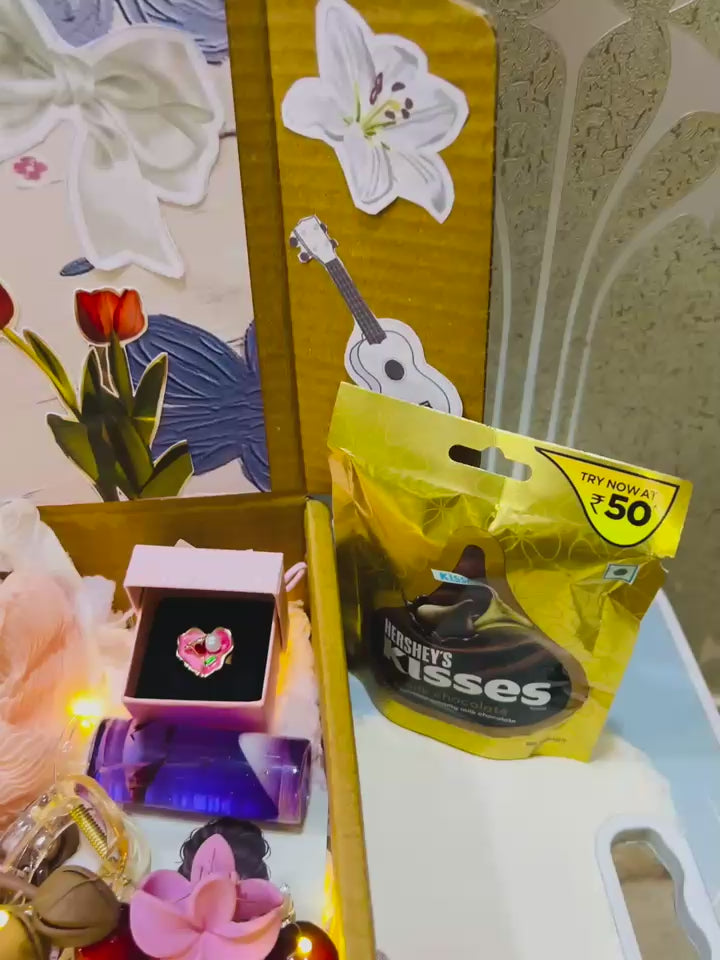 Pinterest Hamper Box ⋆｡‧˚ʚ🍓ɞ˚‧｡⋆